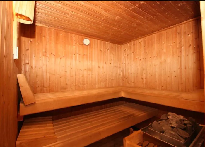 Zua Haeusl * שלאדמינג