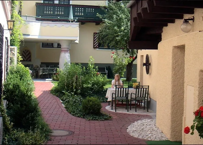 Zua Haeusl דירה *