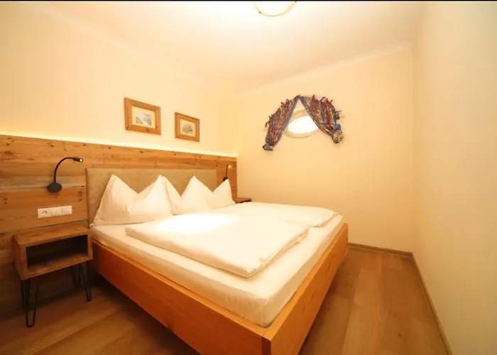 Zua Haeusl Шладминг