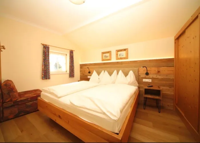 Zua Haeusl * שלאדמינג